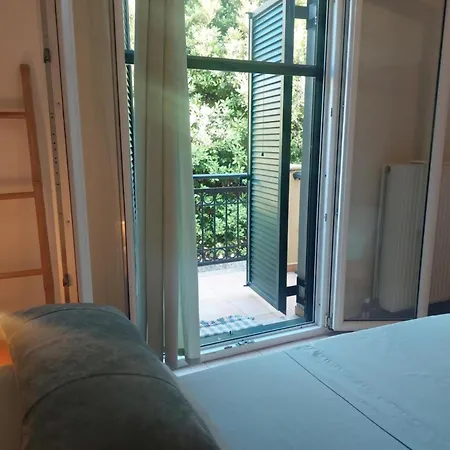 Maya's Cozy Apartment