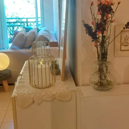 Maya's Cozy Apartment Anemomylos
